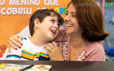 Avós que inspiram: conheça o livro infantil O Menino que descobriu as cores