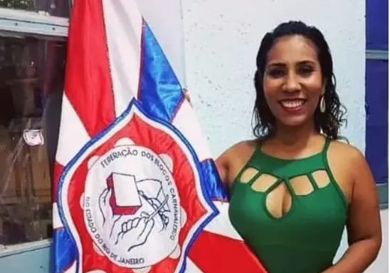 Locutora e apresentadora do programa Samba Tropical entra para história